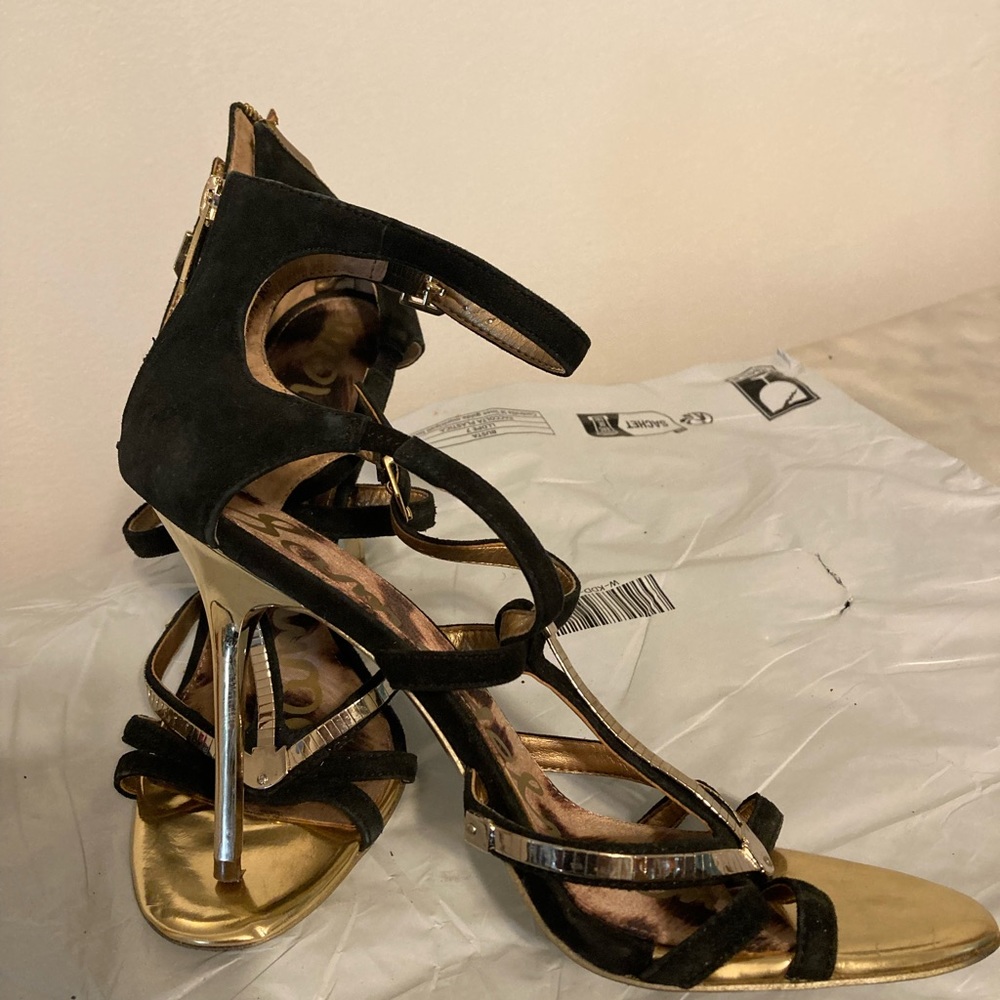 Women’s sandals